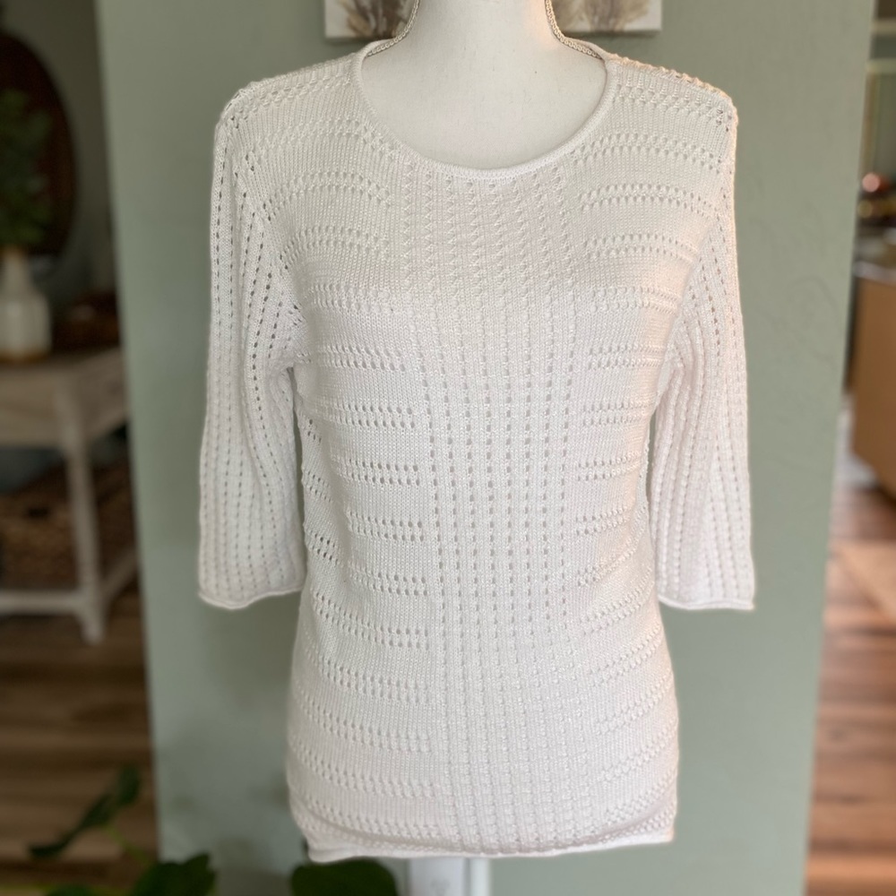 Z brand white sweater cotton/rayon mix size medium.